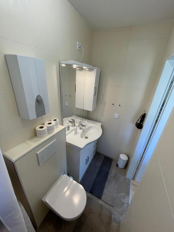 Ferienwohnung Am Traunsee อัลท์มุนสเตอร์ ภายนอก รูปภาพ